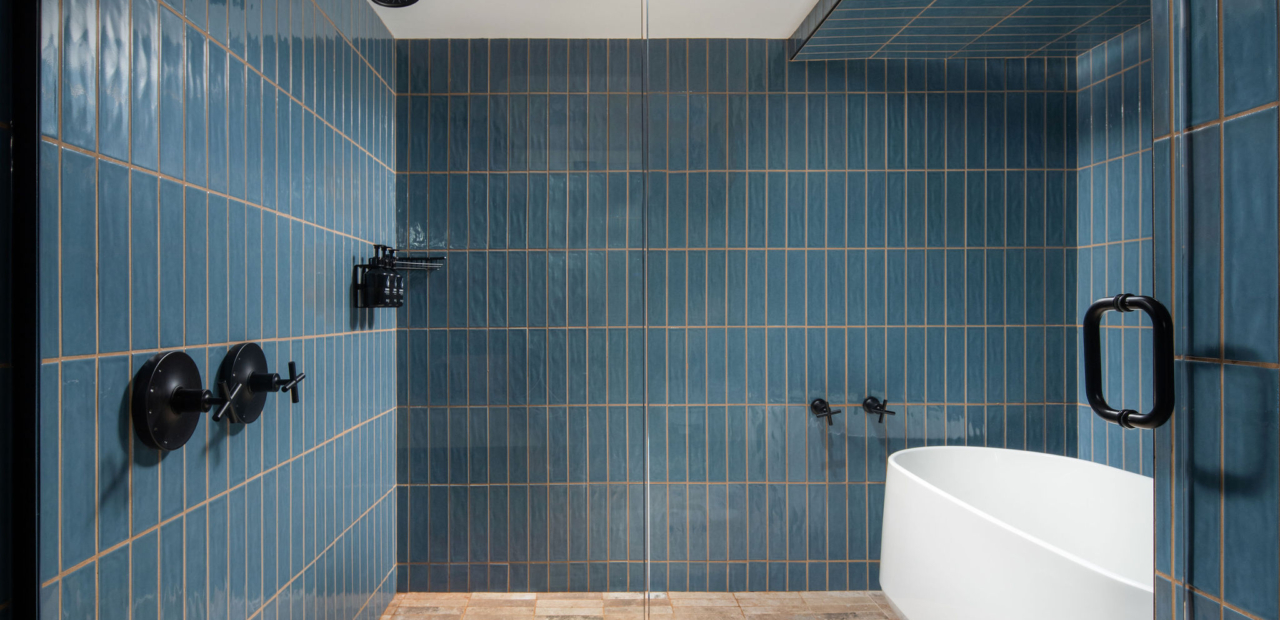 Artist Suite Bathroom