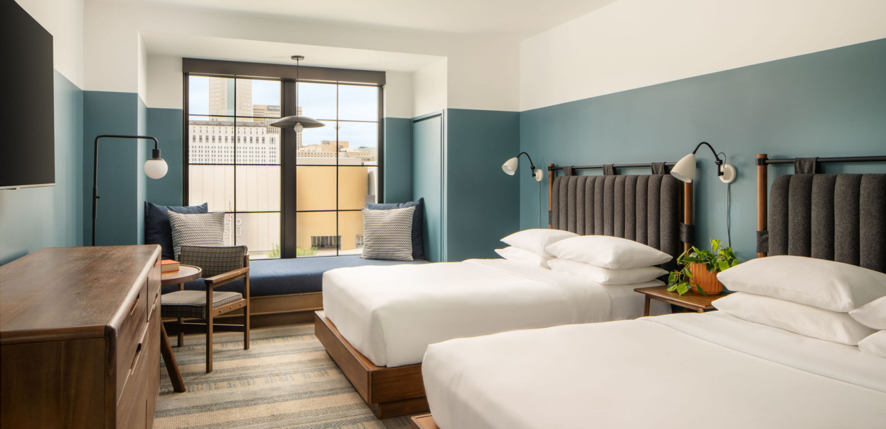 Double Queen Guestroom